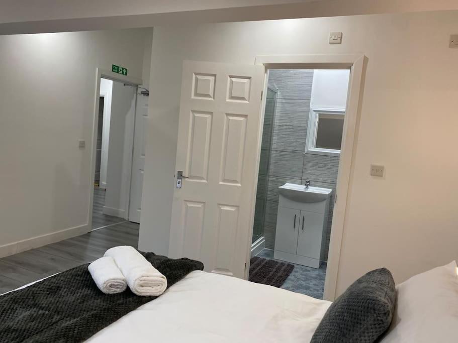 221 Soho 2 Apartment Birmingham Bagian luar foto