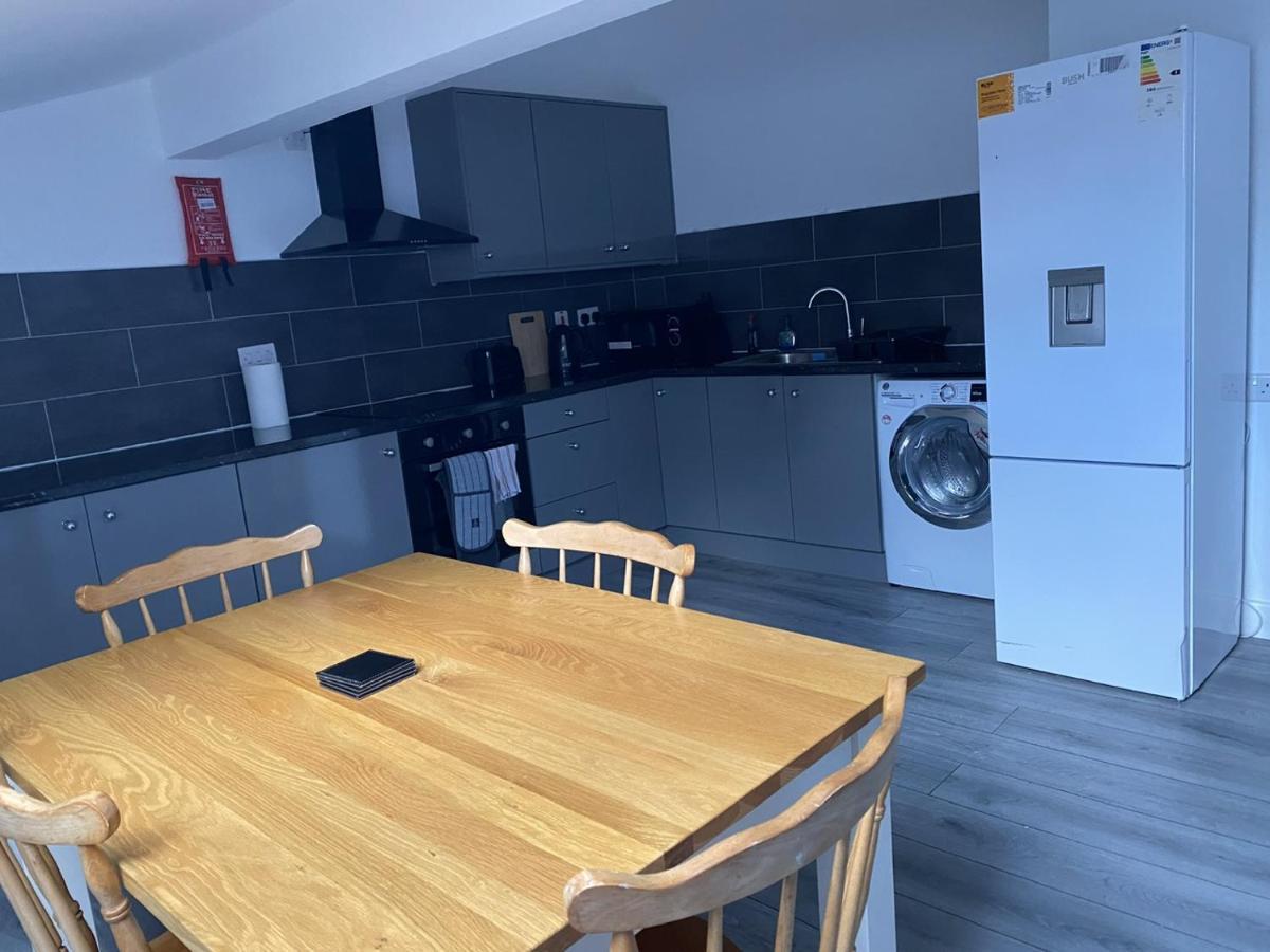 221 Soho 2 Apartment Birmingham Bagian luar foto